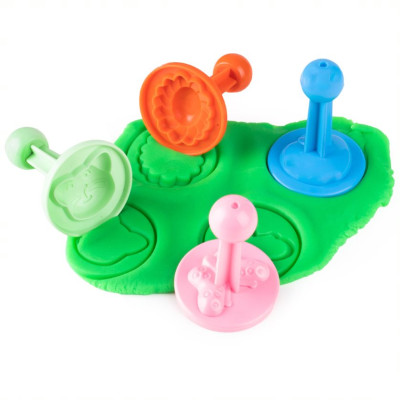Set Genio Kids 30 de ustensile de bucatarie pentru modelat Set Genio Kids 30 de ustensile de bucatarie pentru modelat